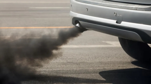 超標尾氣排放車輛.png